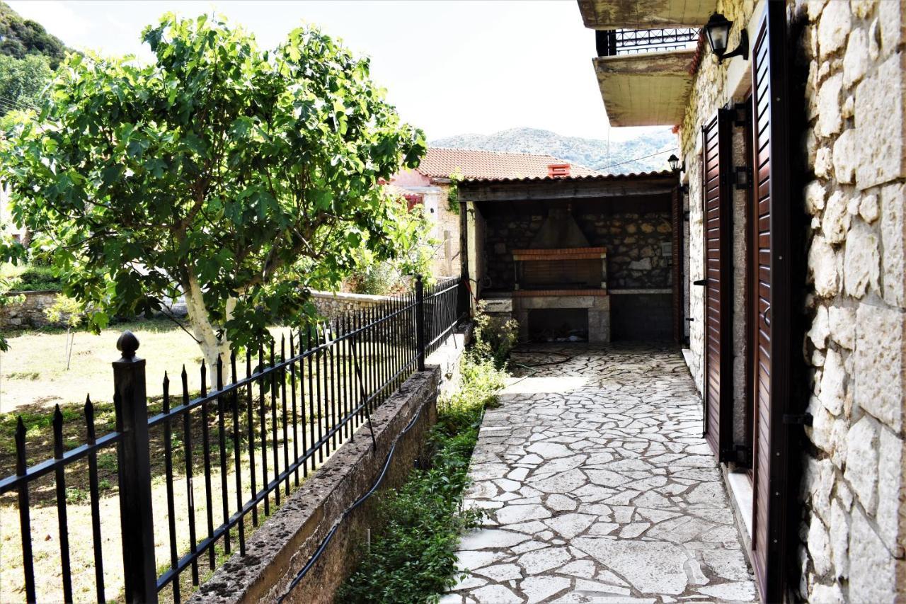 Stonehouse Dome Lagadia Villa Langadia Dış mekan fotoğraf